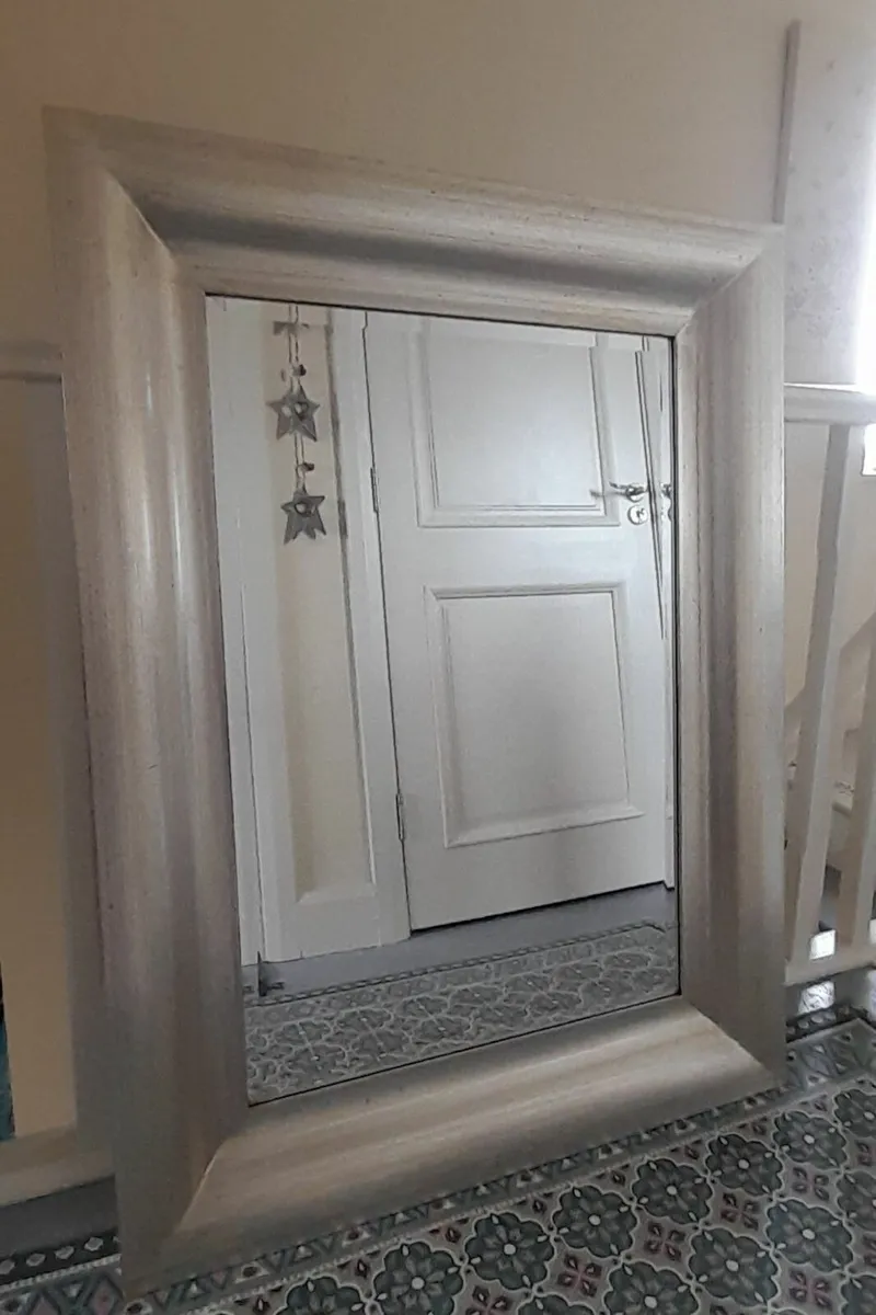 Large bevelled mirror - Image 4
