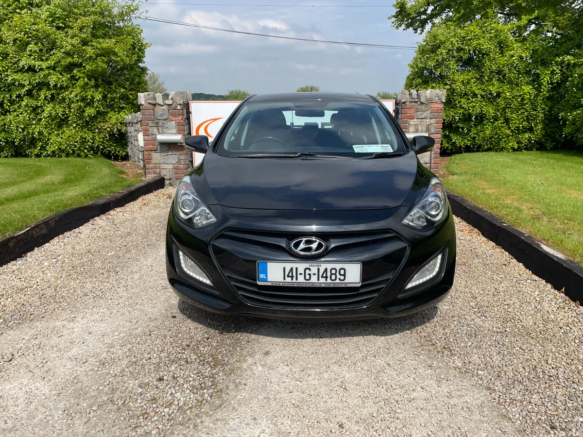 HYUNDAI I-30 1.6 DIESEL DELUXE MODEL - Image 2