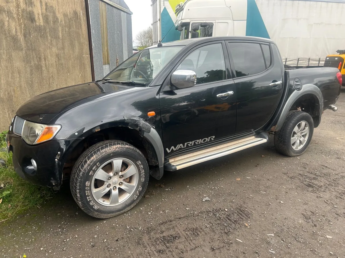 Mitsubishi L200 - Image 1