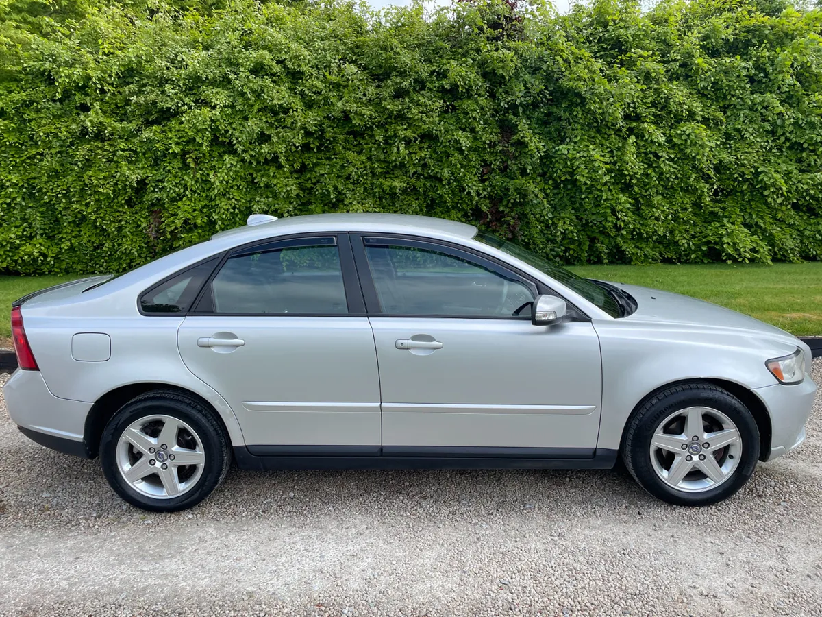 VOLVO S40 1.6 DIESEL SALOON NEW NCT .. - Image 4