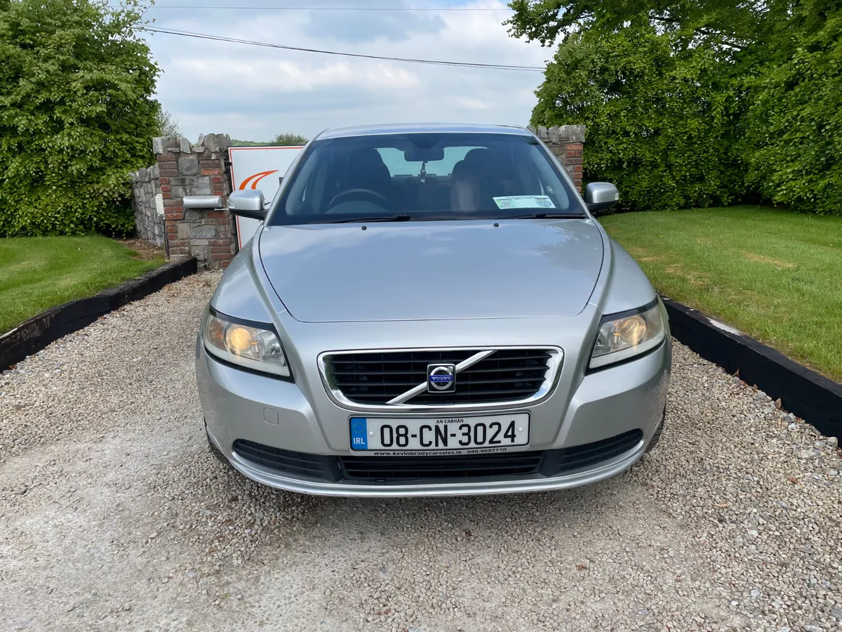 VOLVO S40 1.6 DIESEL SALOON NEW NCT .. - Image 2