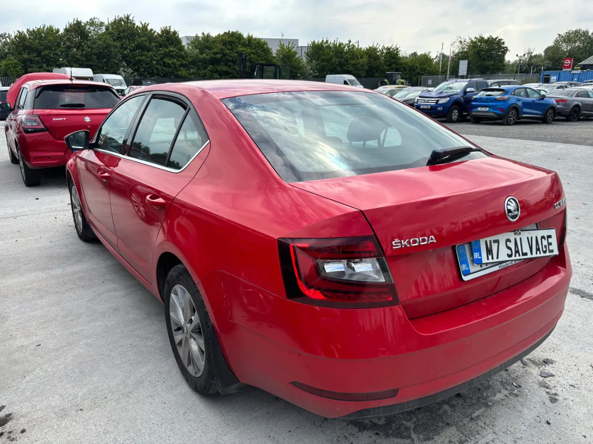 17 Octavia 1.6 Tdi 125k Miles Drives - Image 4