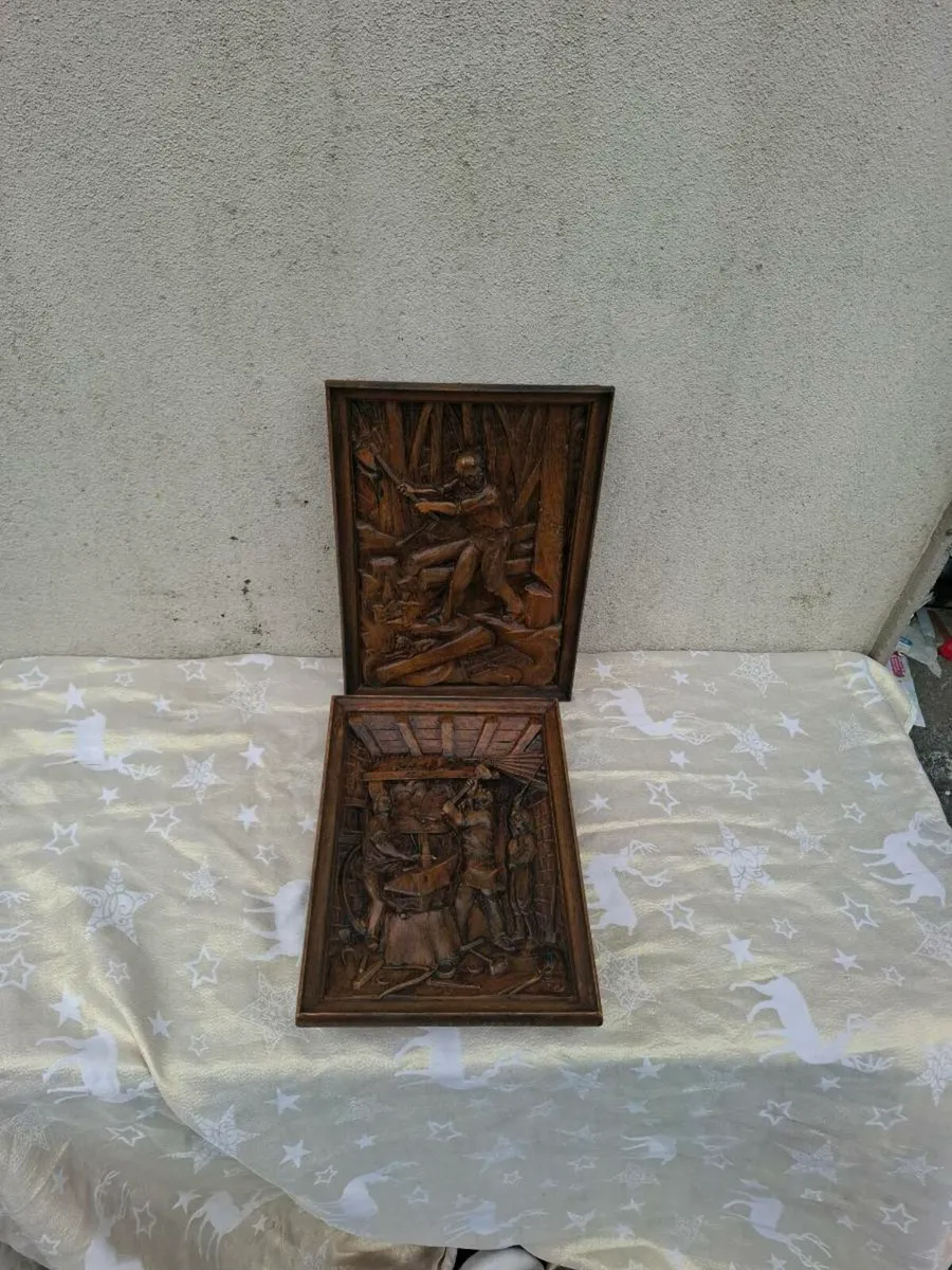 2 engraved frames possible to post - Image 1