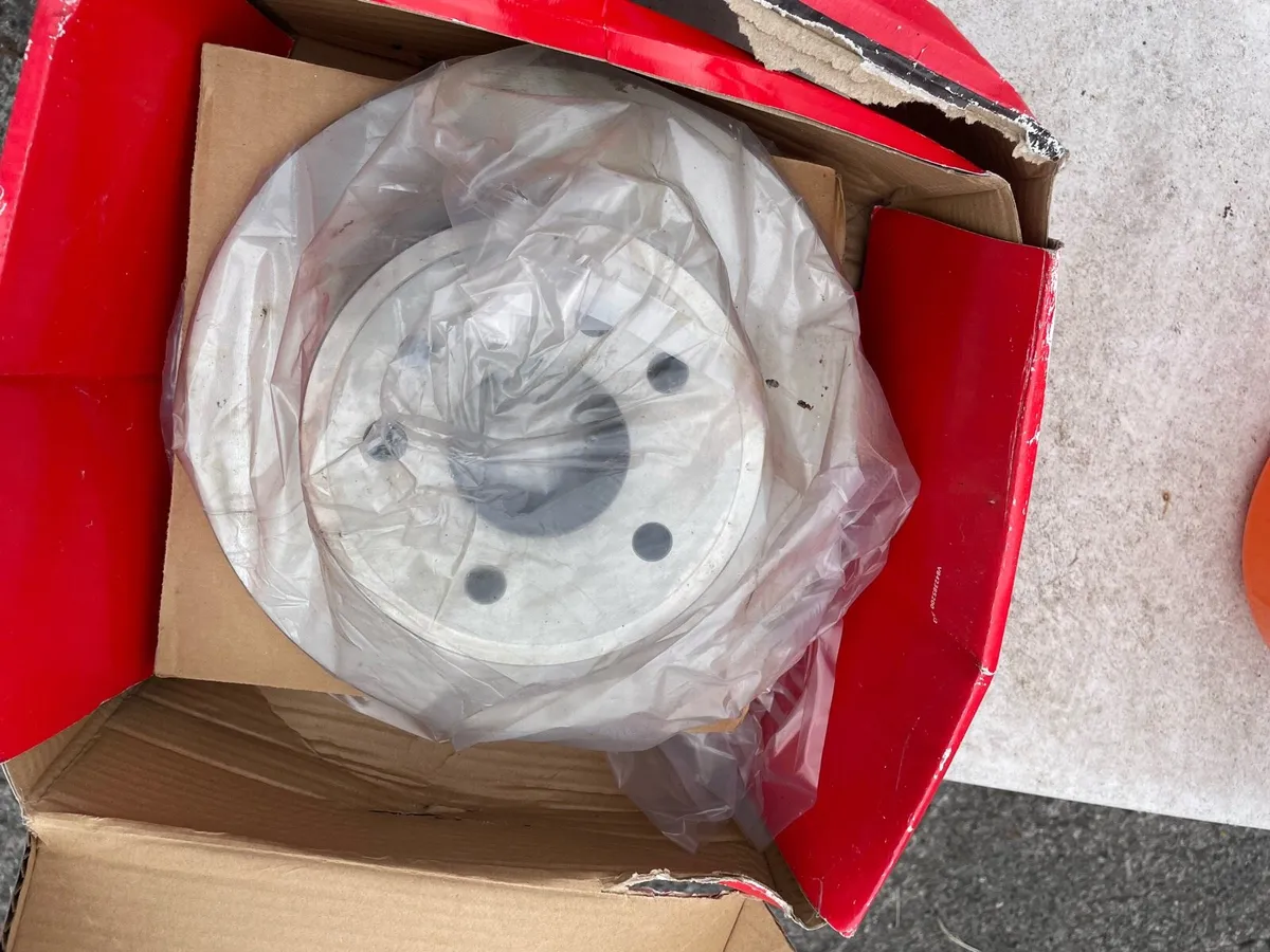 Rear Brake Discs Opel Vectra, Saab9-5, 9-3, 900 - Image 3