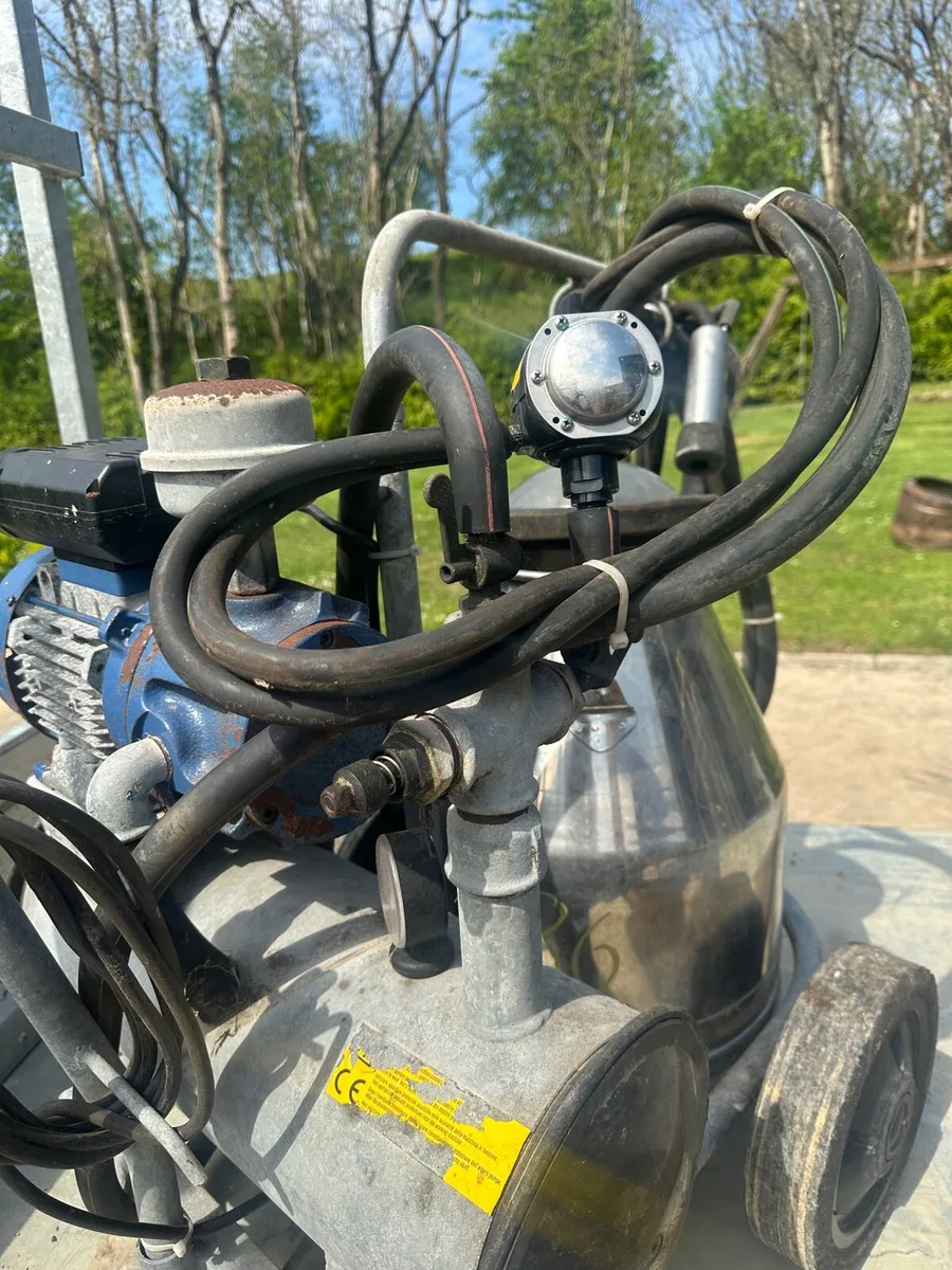 Portable Milking Machine - Image 3