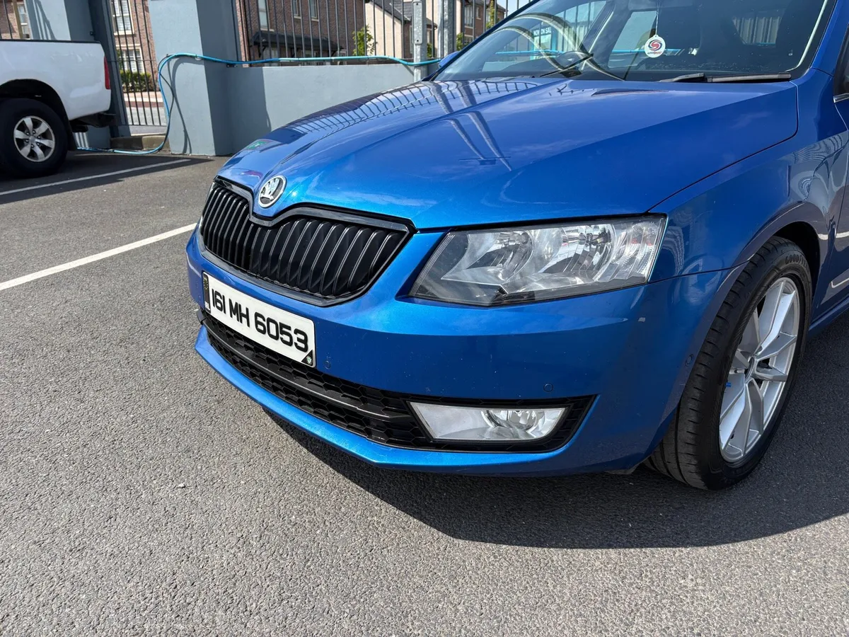 Skoda Octavia 1.6 TDI Ambition 2016 - Image 2