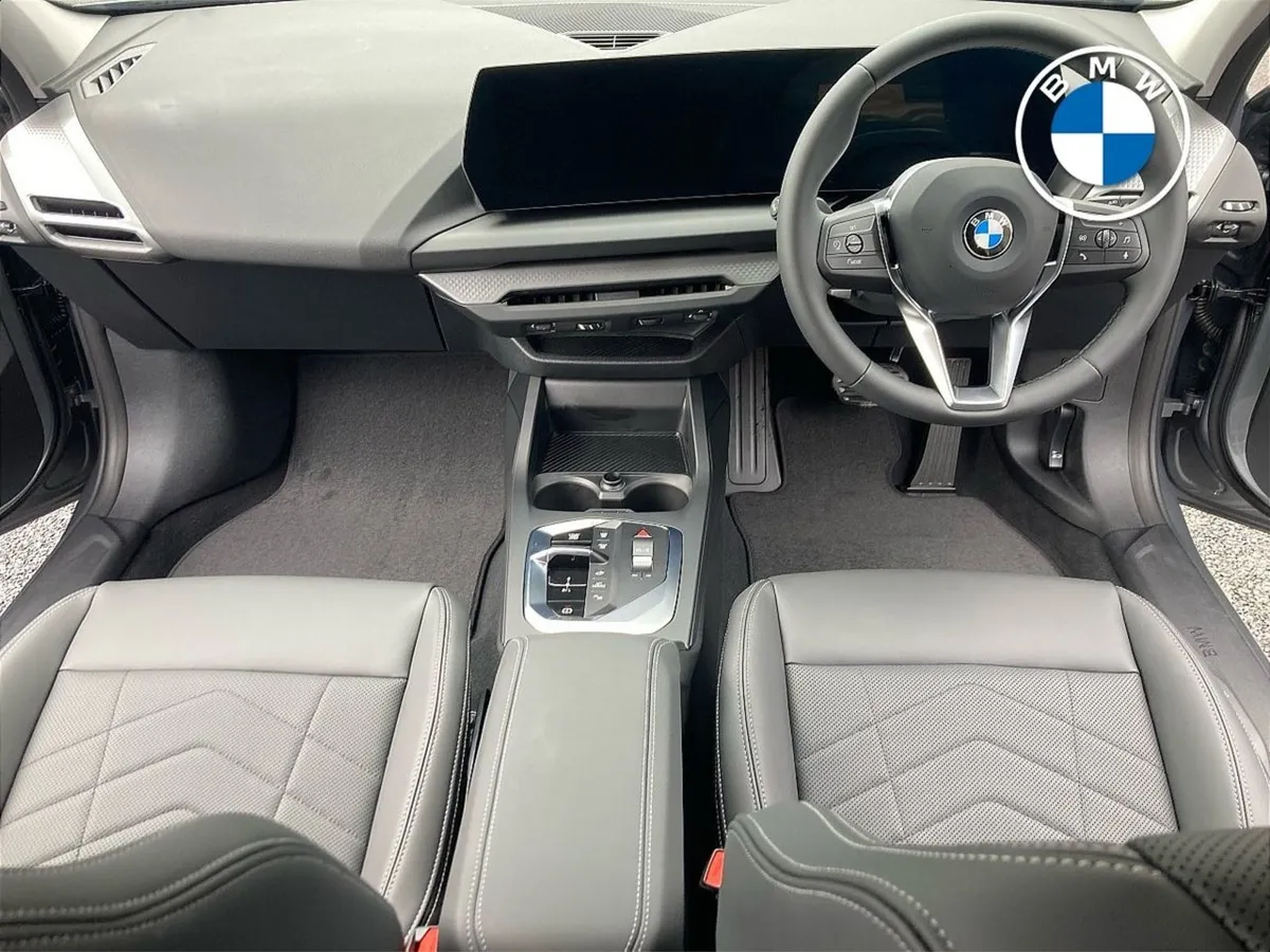 BMW 1 Series 120 Sport - Image 4
