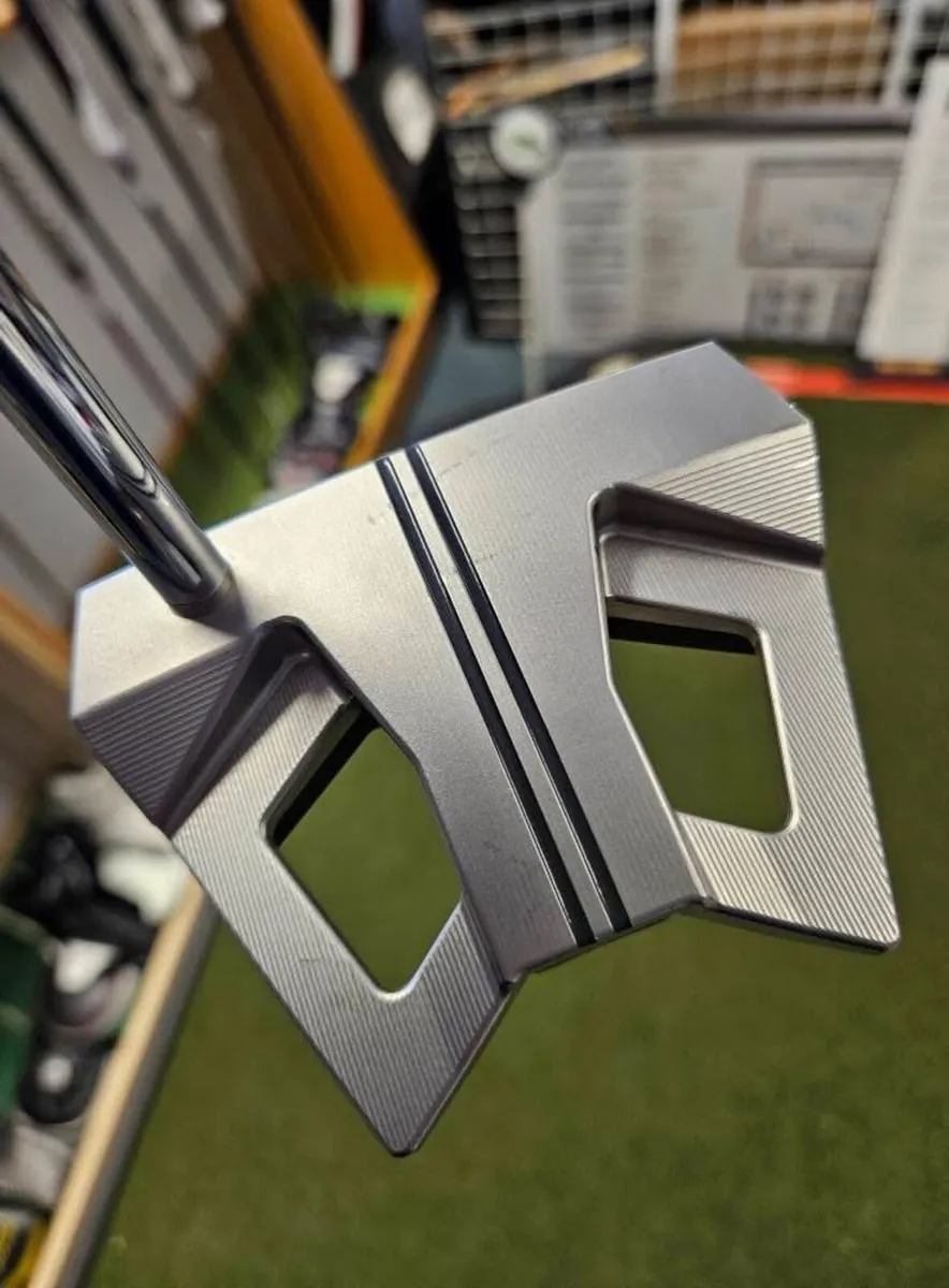 Scotty Cameron Phantom 9 Putter - Image 2