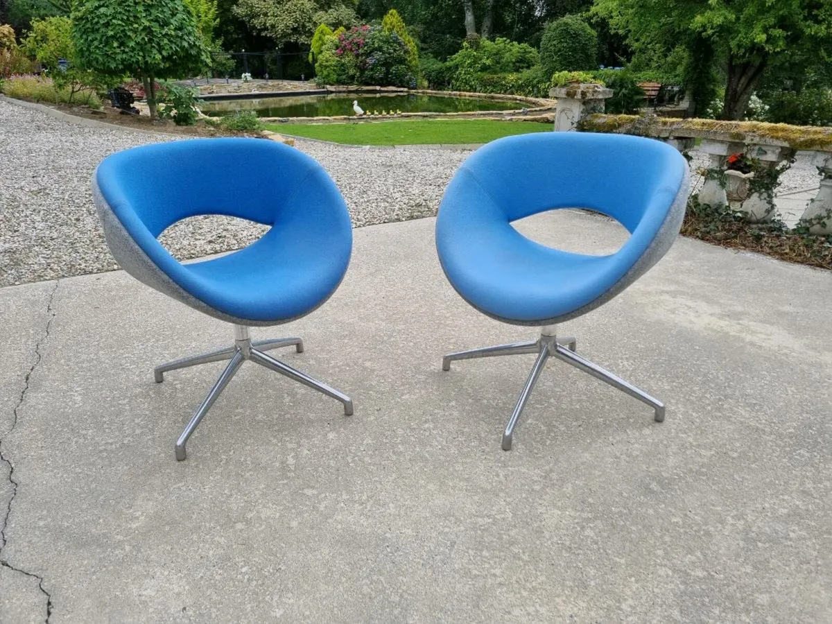 Pair Of Boss Design Reception Chairs - Image 1