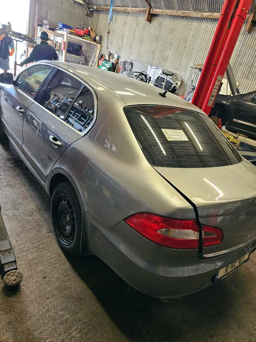 Skoda superb for parts - Image 1