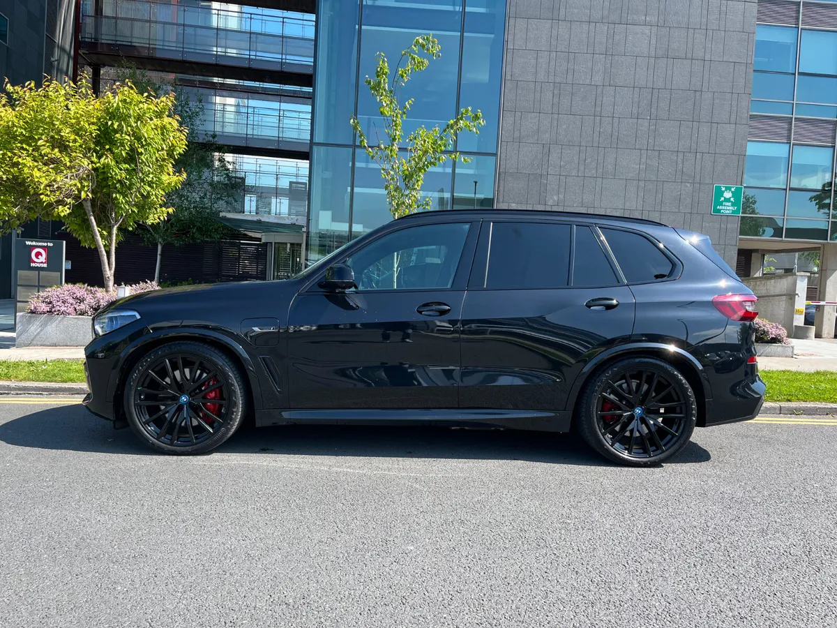 2022 Bmw X5 45e M-Sport - Pan Roof - Tech Pack - Image 2