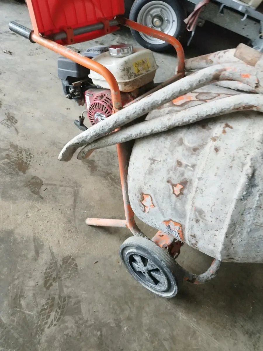 Cement mixer - Image 4