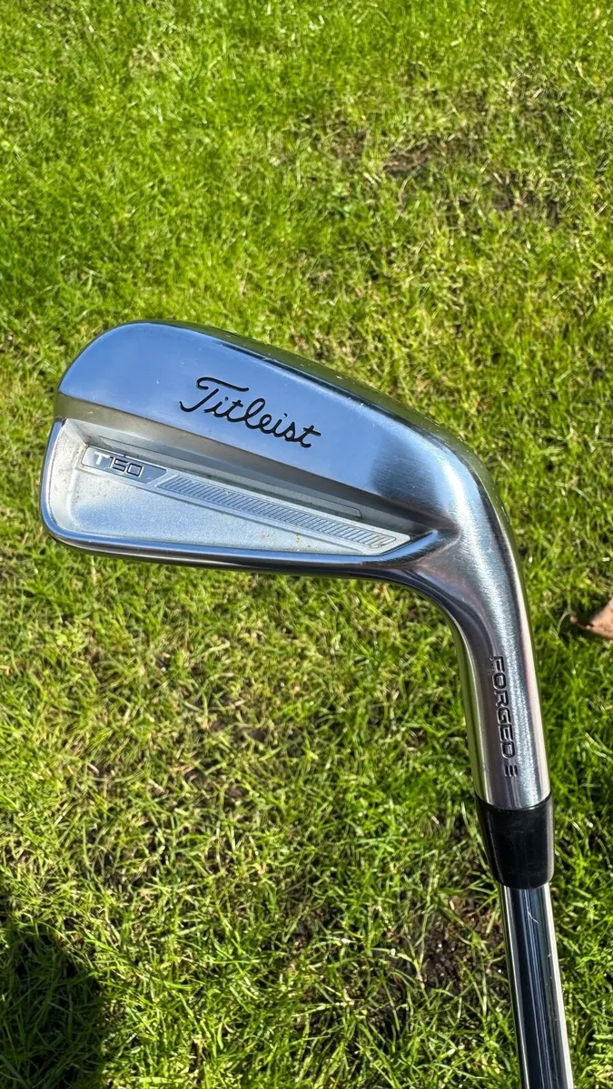 Titleist T150 irons 4-PW - Image 1