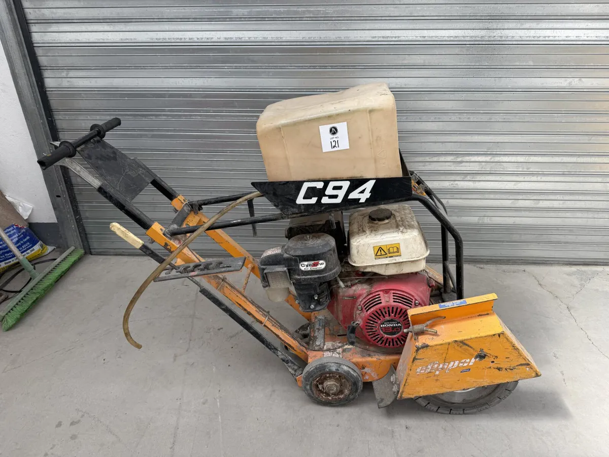 Clipper C94 Floor / Road Saw **Online Auction** - Image 1