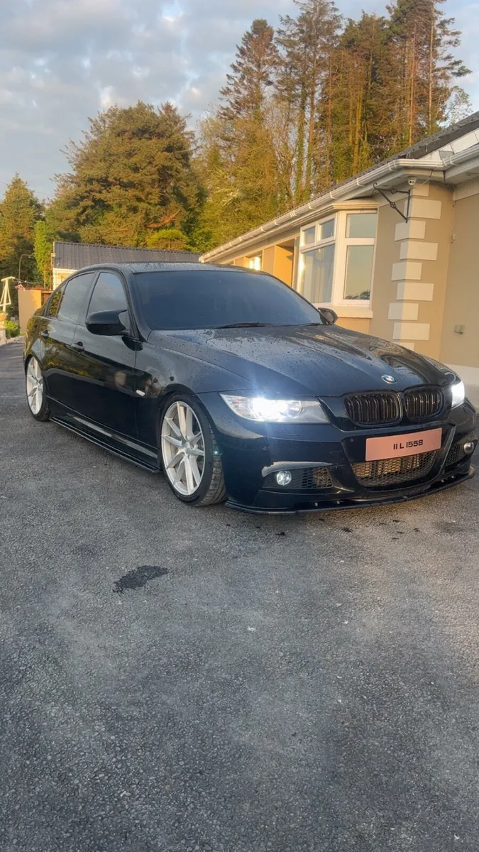 E90 320d - Image 1