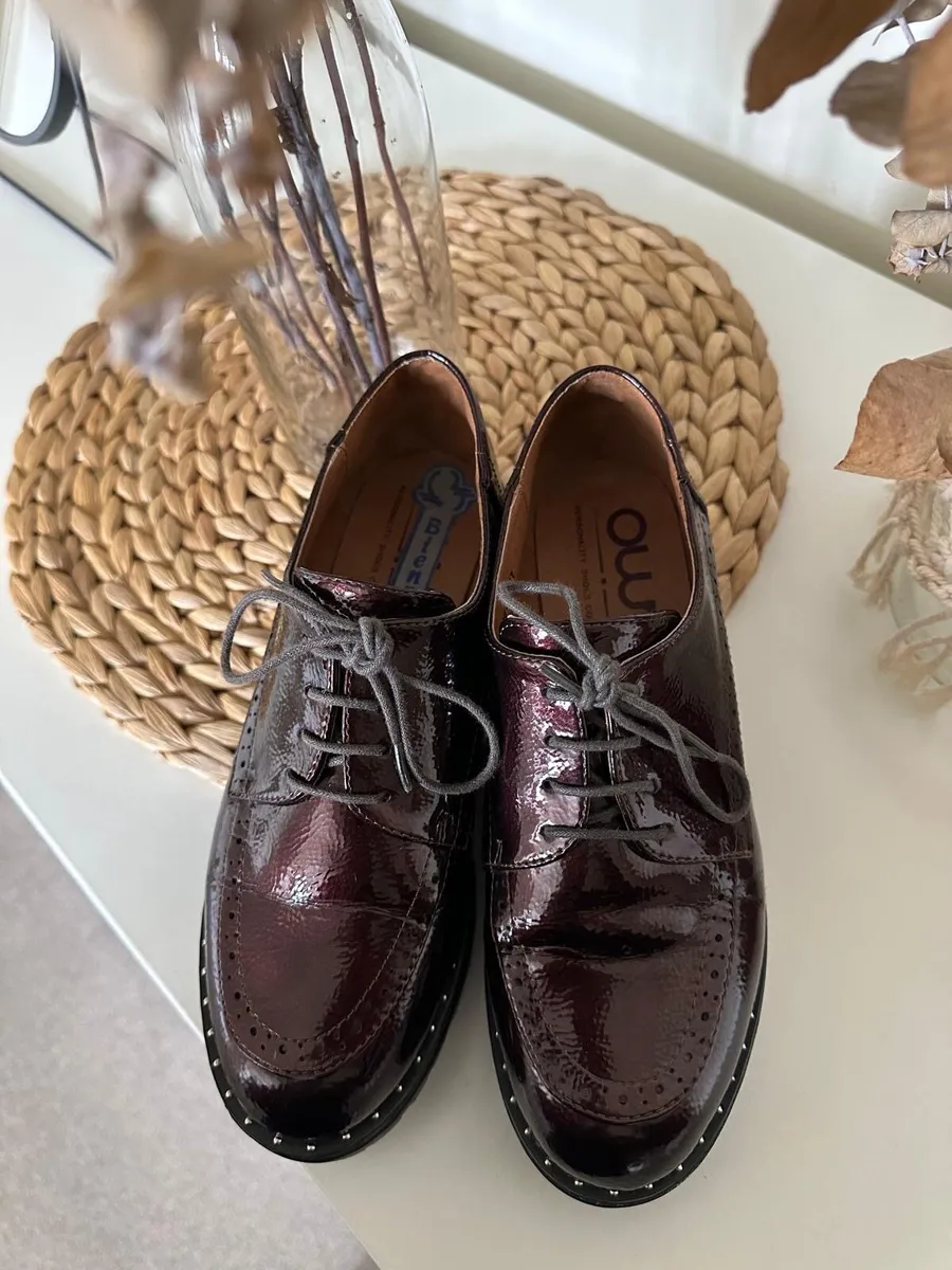 Moccasin shoes - Image 1