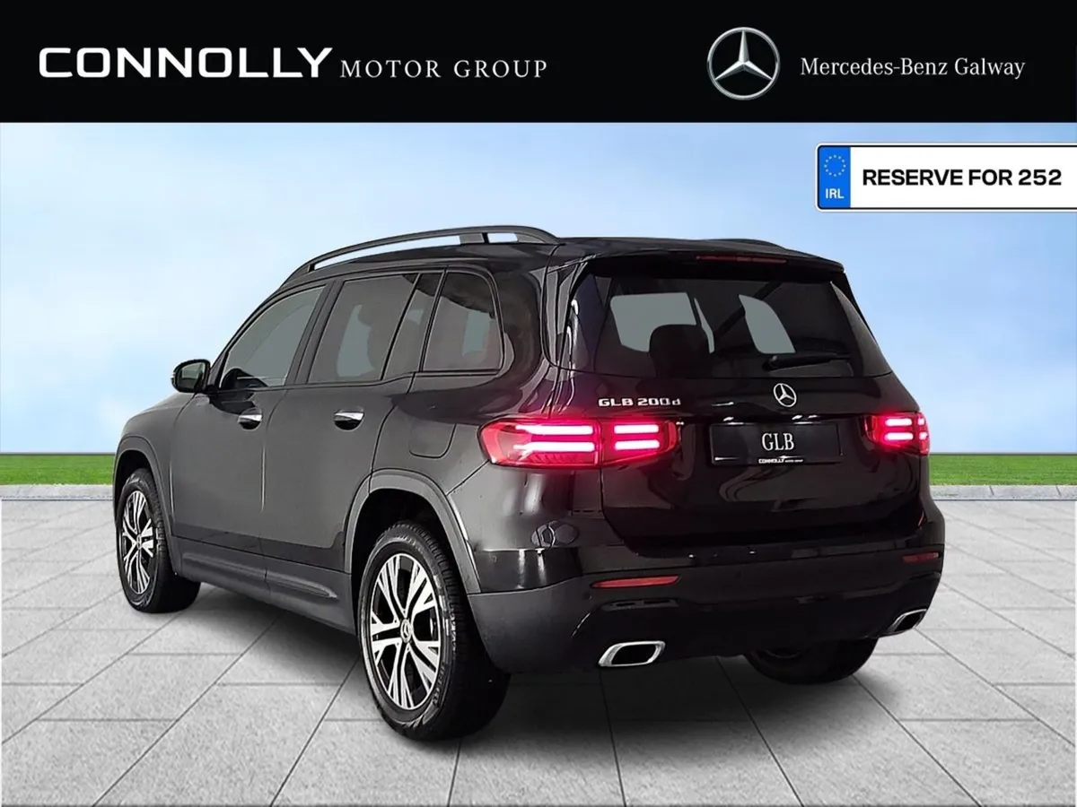 Mercedes-Benz GLB- Class GLB 200D  night Package - Image 2