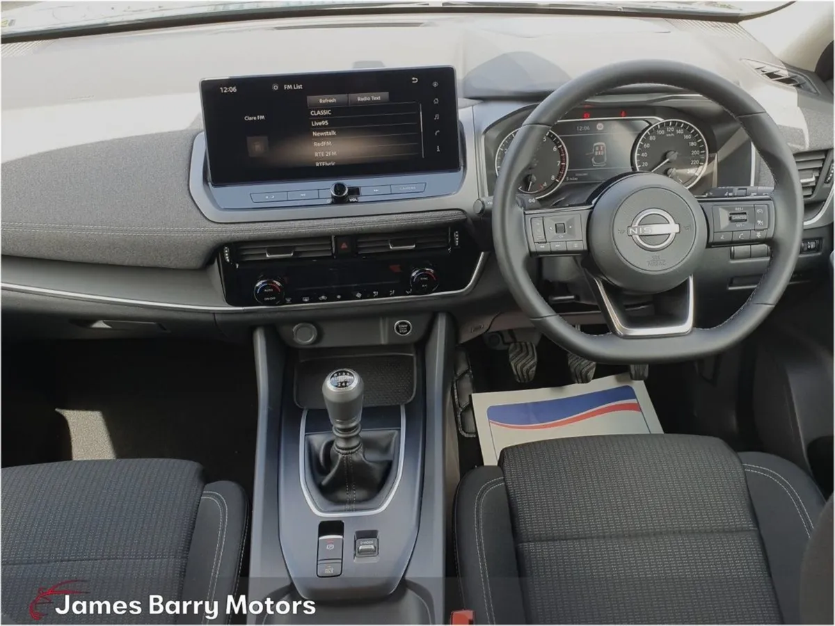 Nissan QASHQAI 1.3 Petrol SV Demo Special - Image 3