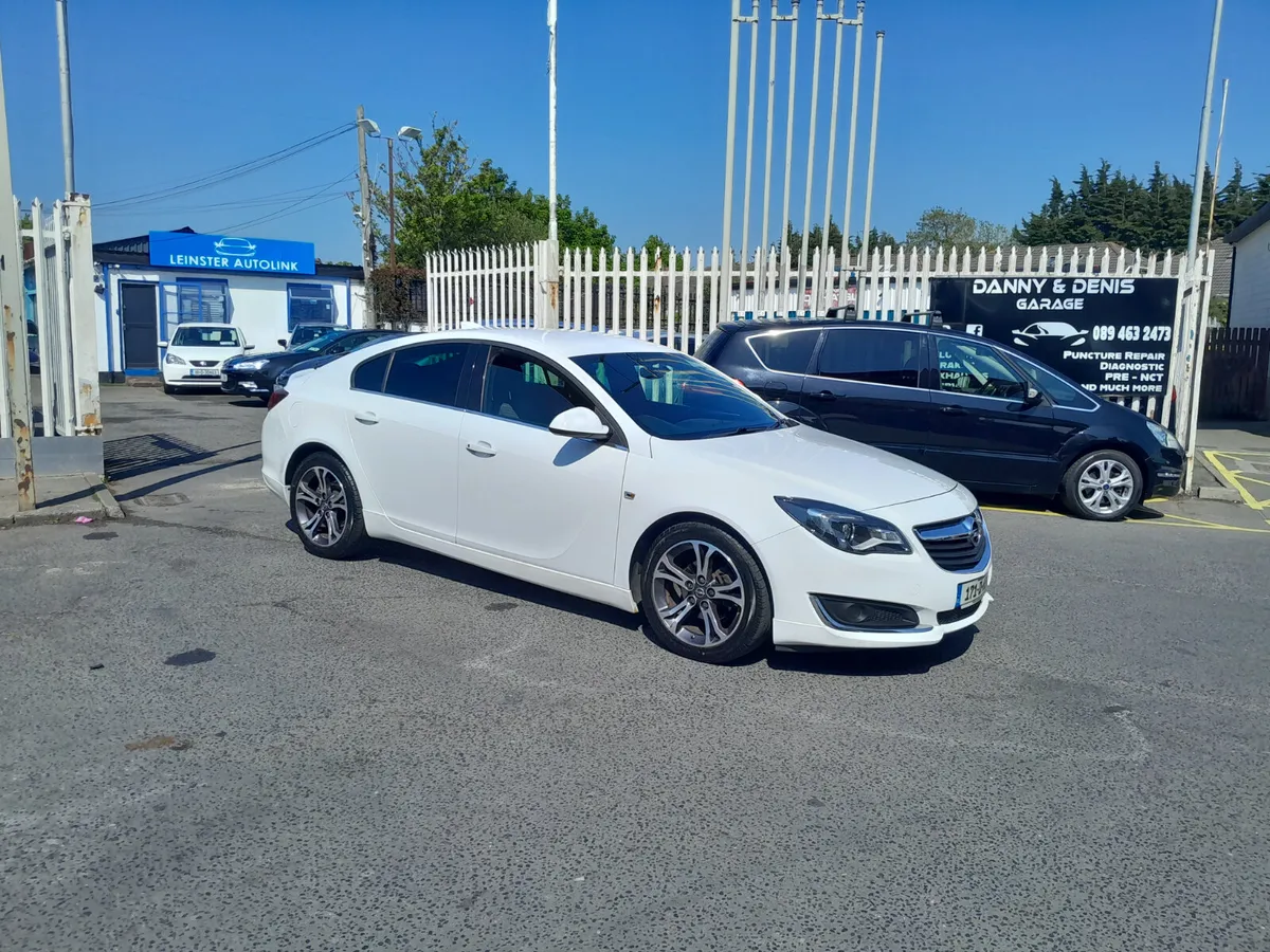 2017 opel insignia Sri 170 - Image 1
