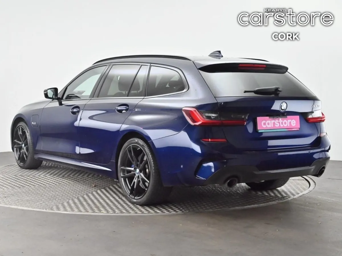 BMW 3 Series 330e M Sport Pro Edition Auto - Image 4