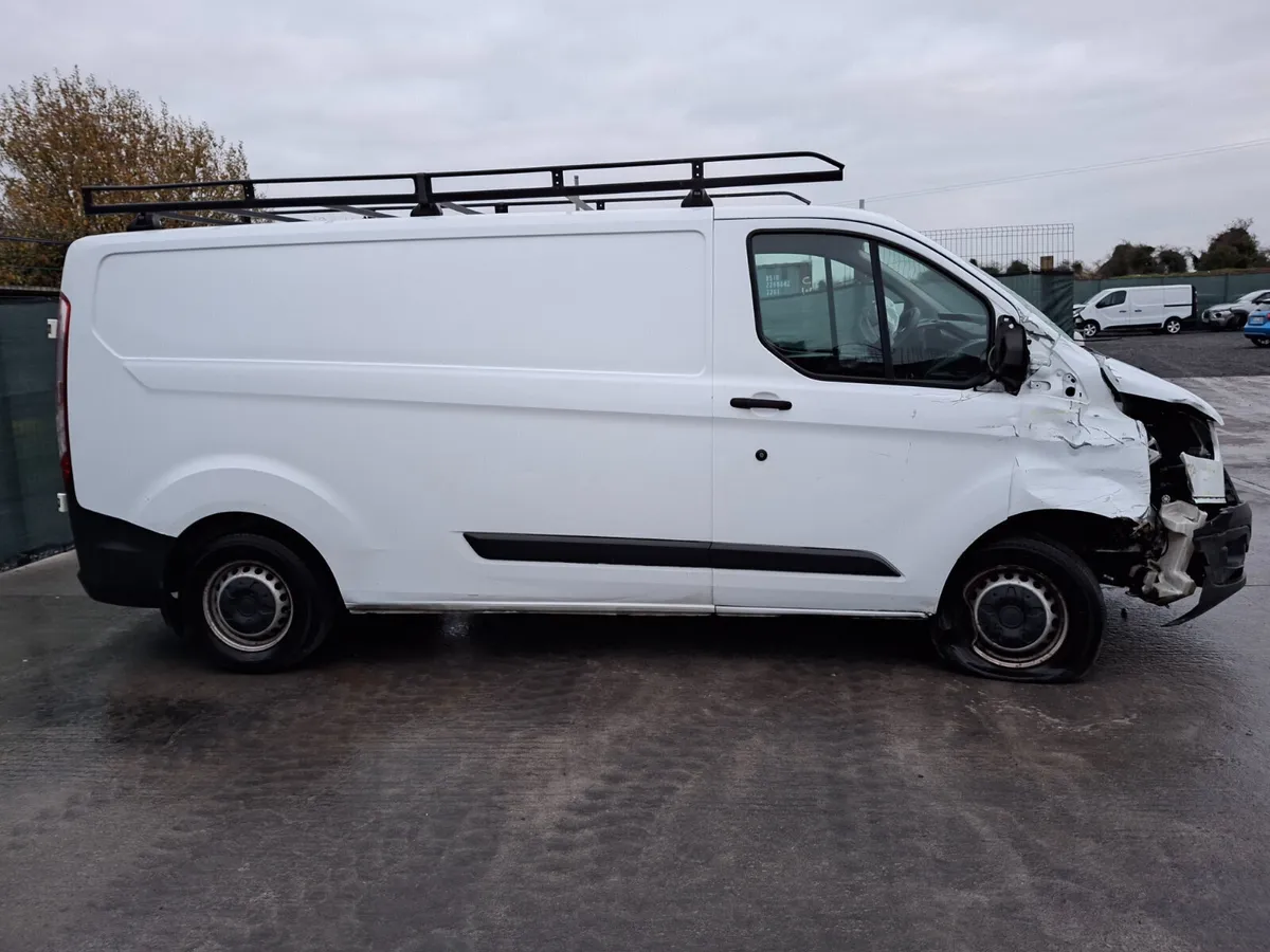 152 Ford Transit Limited Edition - Image 3