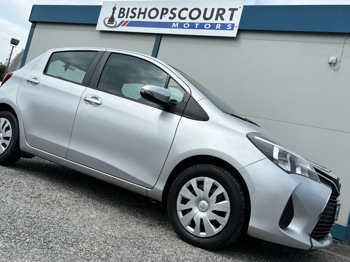 Toyota Yaris 2015 - Image 3