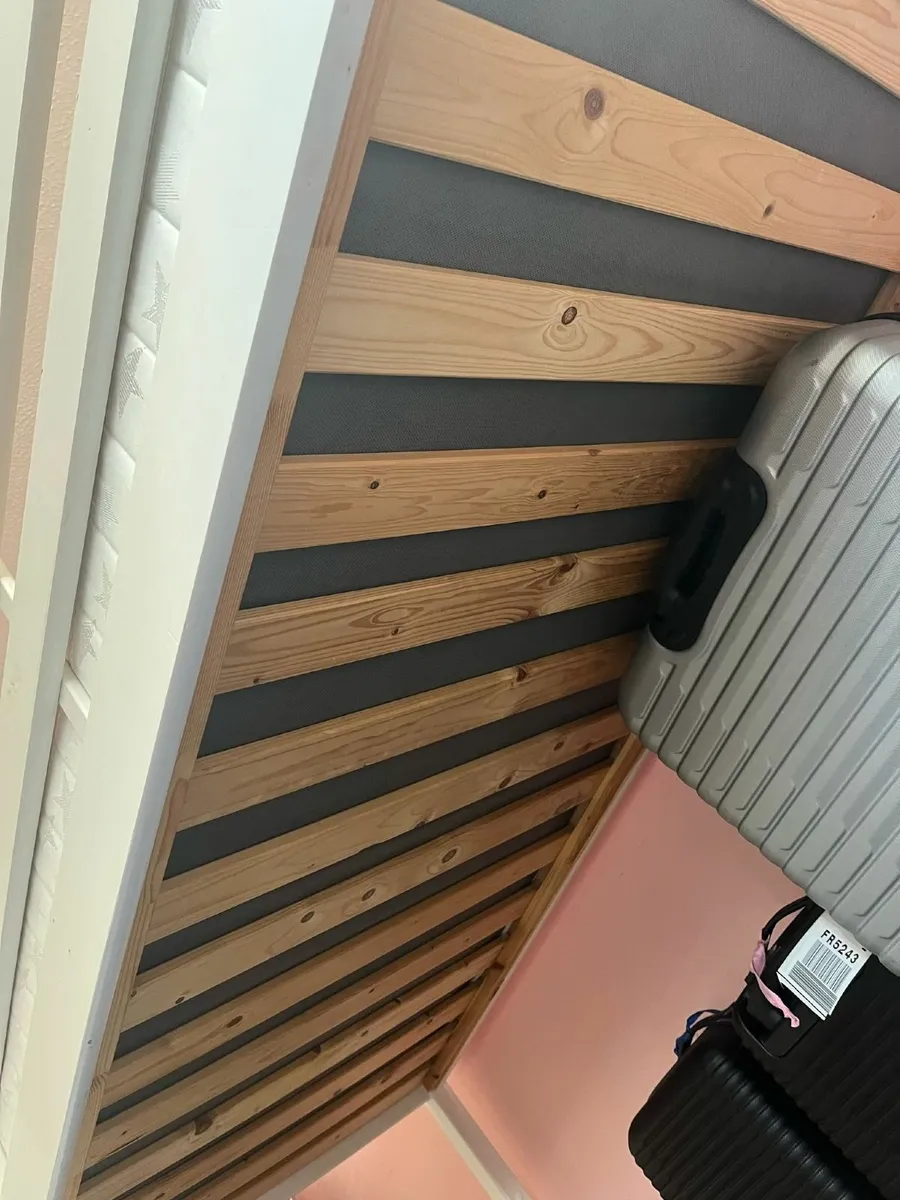 Bunk bed+mattress great condition - Image 3