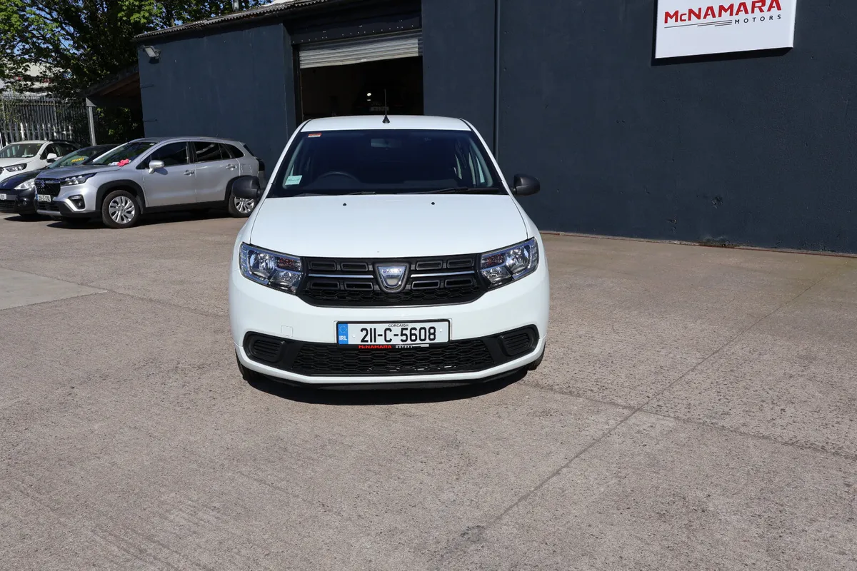 Dacia Sandero Low Mileage 1 Owner NCT Till 2027! - Image 4