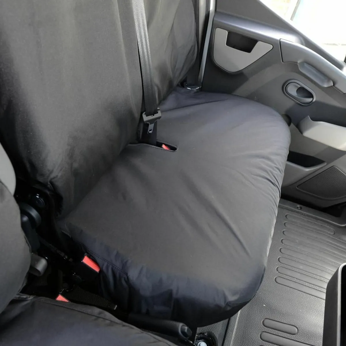 NISSAN NV400 HEAVY DUTY SEAT COVERS - Image 2