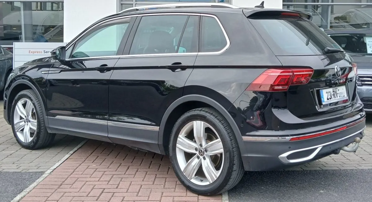 Volkswagen Tiguan Elegance 2.0 TDI 150HP  rear Vi - Image 4