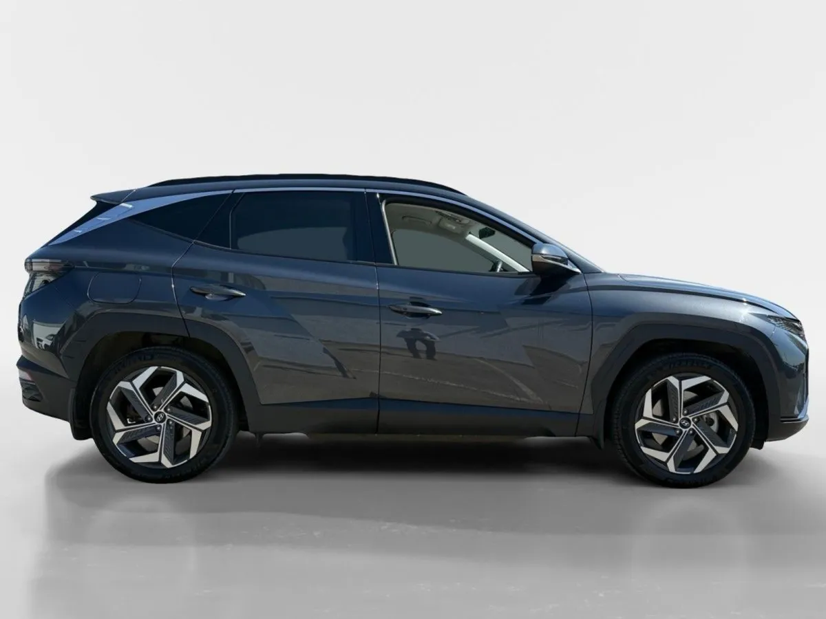 Hyundai Tucson 4WD Executive Plus Phev Auto - Image 2