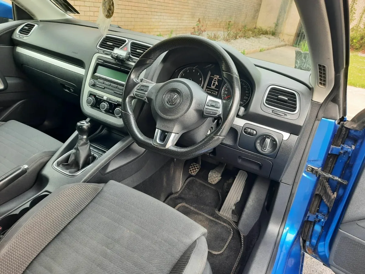 Volkswagen Scirocco 2010 1.4 TSI M6F 122BHP BM - Image 4