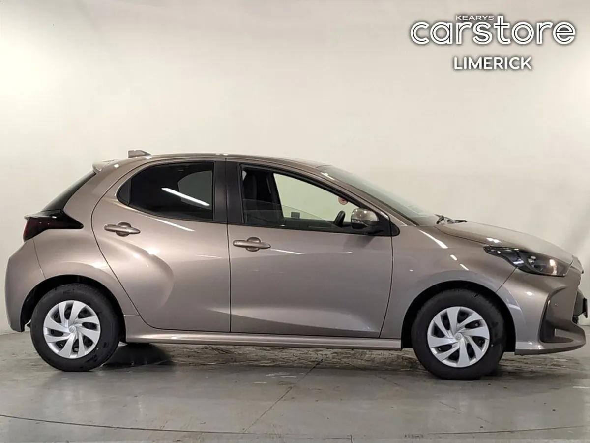 Toyota Yaris 1.0 Litre Petrol - Image 2