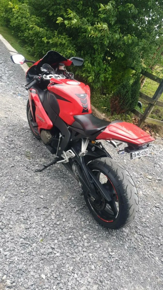 Honda cbr 1000rr - Image 3