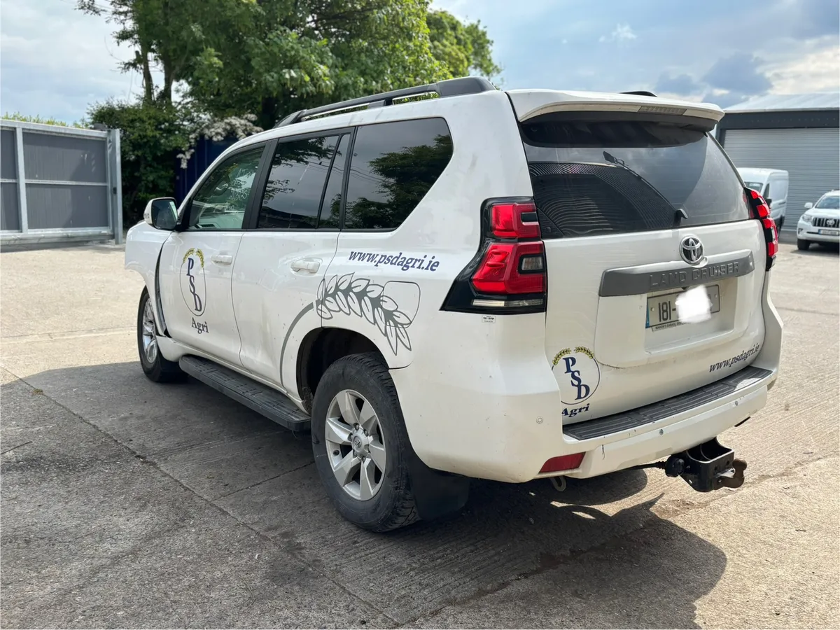 2018 Toyota Landcruiser Automatic - Image 4