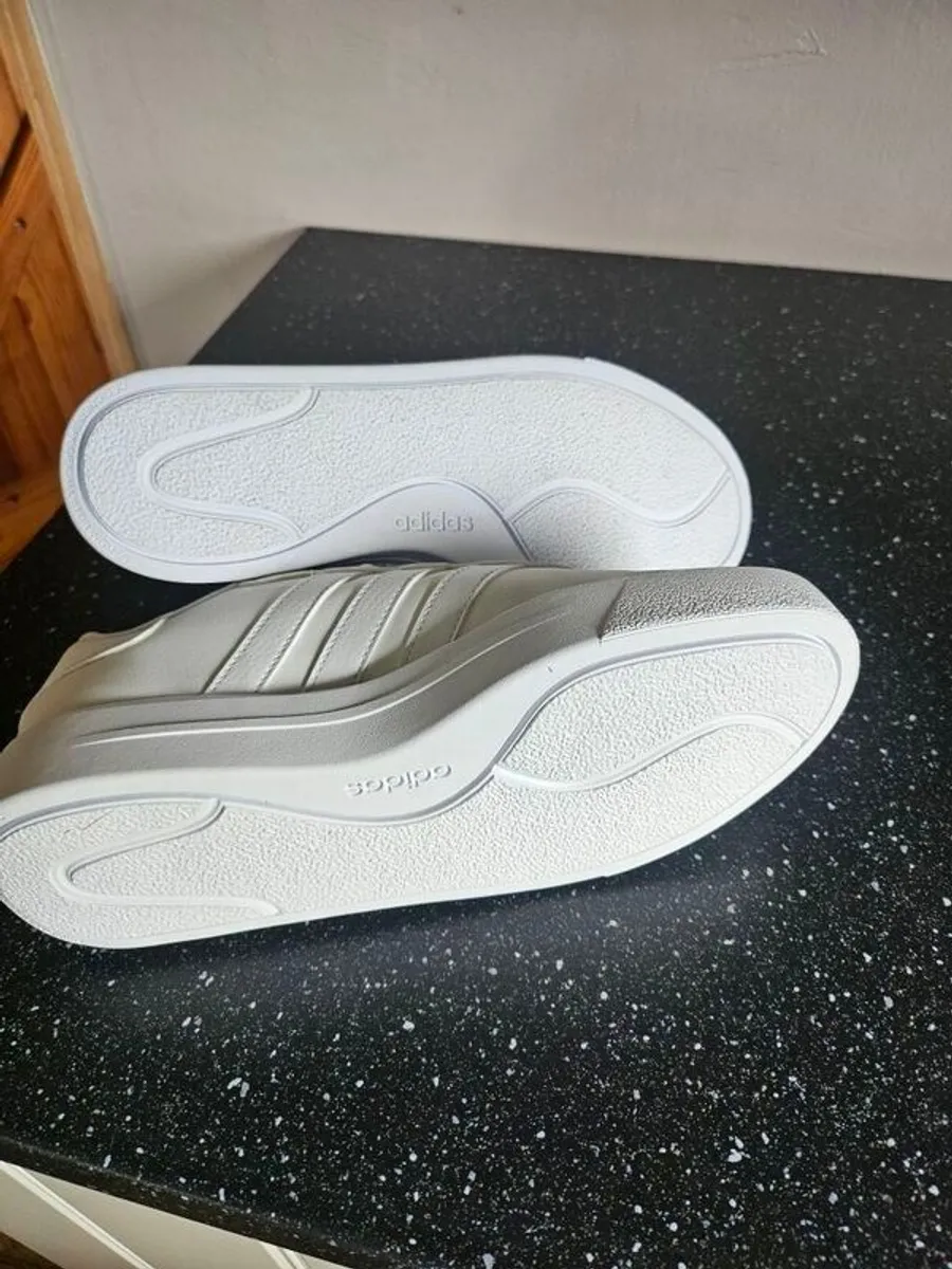 Adidas Skateboard Shoe Brand New - Image 2