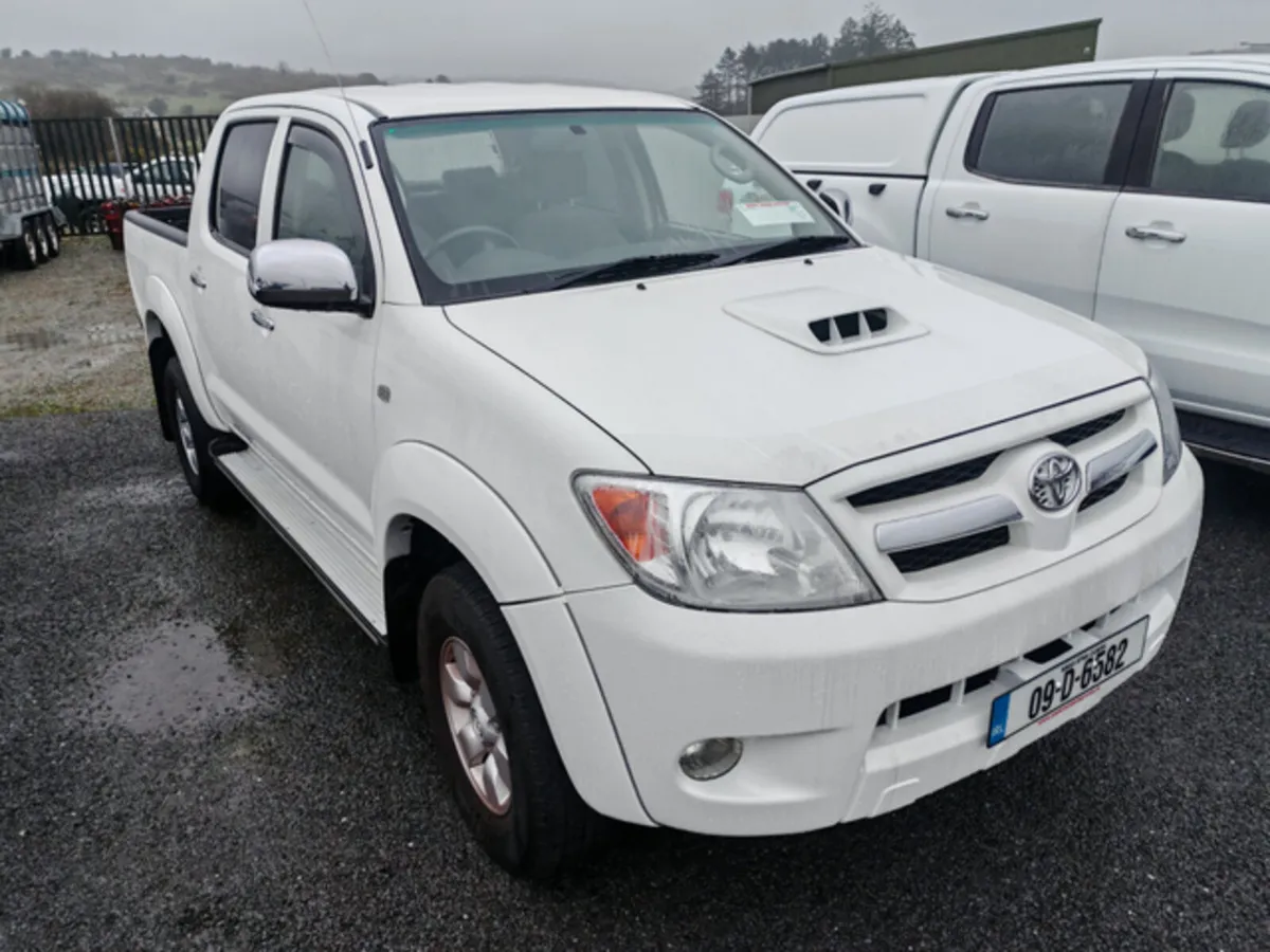 Toyota Hilux 2009 - Image 1