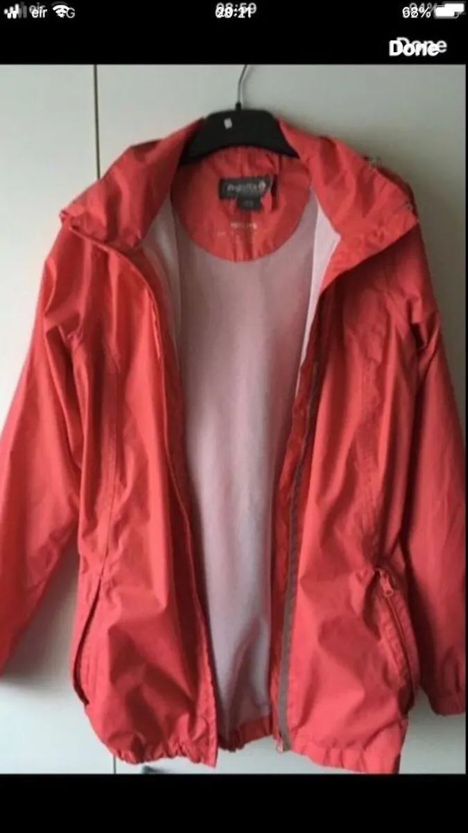 Ladies  regatta jacket size 10 €5 - Image 2