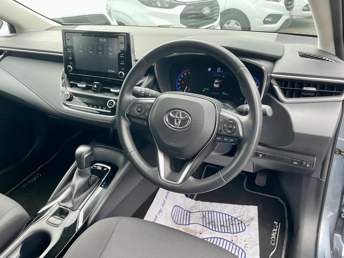 Toyota Corolla Luna Saloon Hybrid Auto,2022 - Image 3