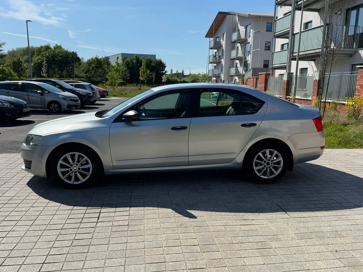 Skoda Octavia - Image 4