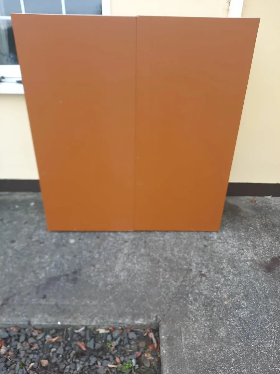 Cabinet - Image 3