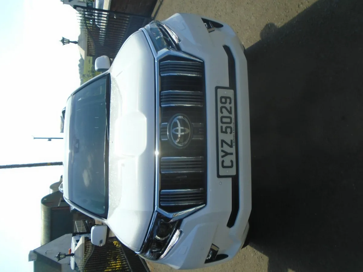 2023 Toyota Land Cruiser INVINCIBLE LWB - Image 2
