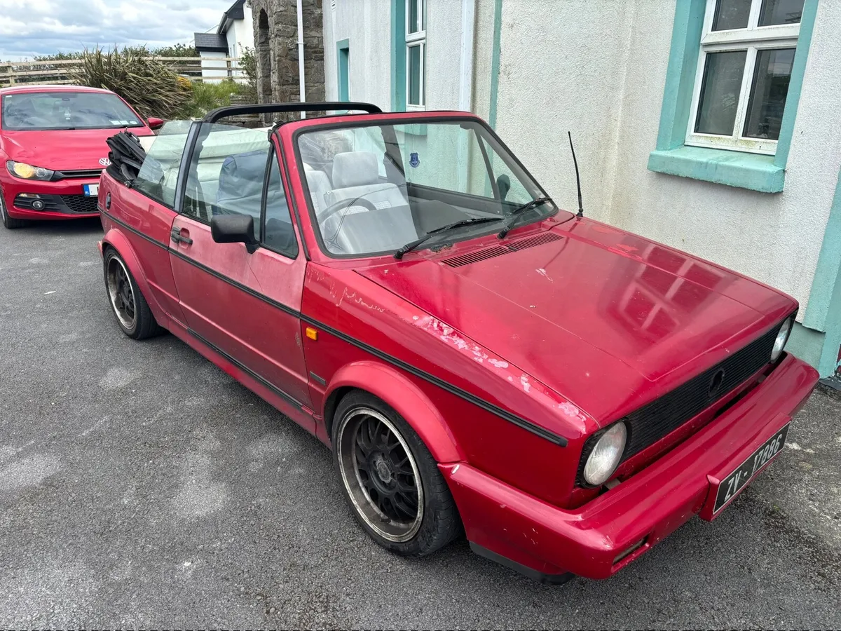 Volkswagen Golf 1990 - Image 1
