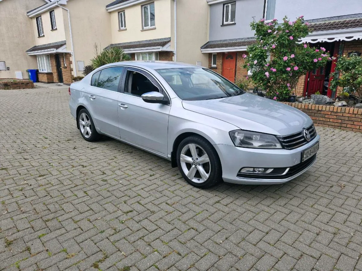 12 VW PASSAT 2.0 TDI 140BHP - Image 2