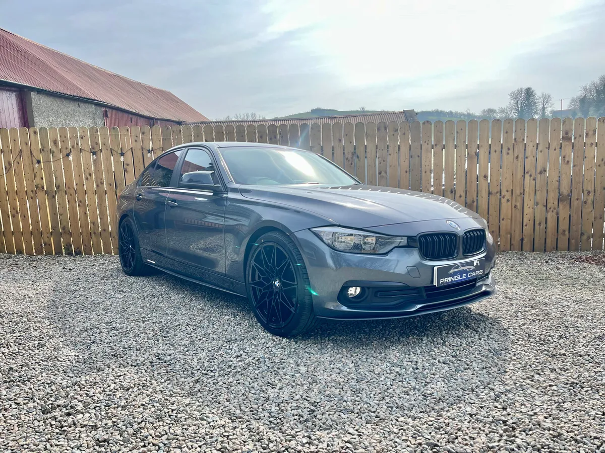 BMW 3-Series 2016 - Image 3