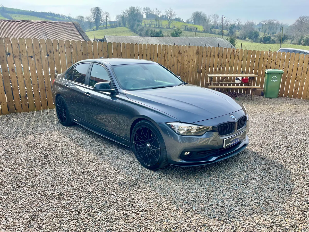 BMW 3-Series 2016 - Image 4