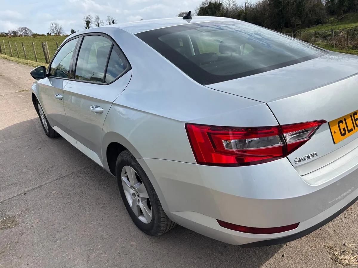 ‘16 Skoda Superb Tdi Cr S (LOW NOX) - Image 4