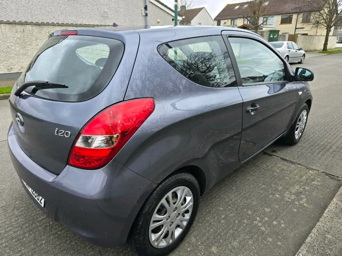 **NEW NCT 10.25** Hyundai i20 1.2 Petrol - Image 3