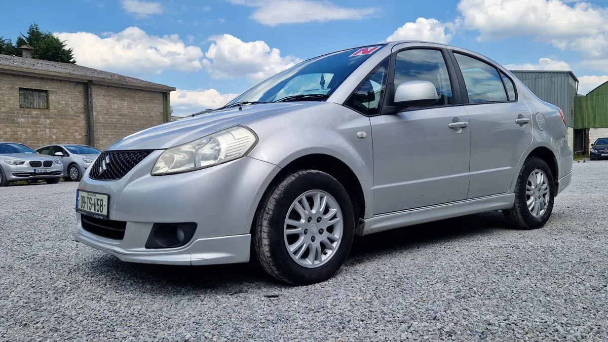 Suzuki SX4 - Image 1