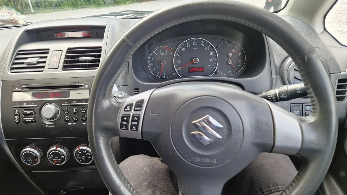 Suzuki SX4 - Image 4